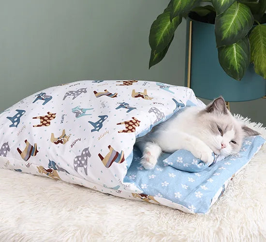 Japanese Cat Bed Warm Sleeping Bag